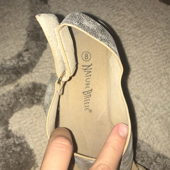 Size 8 wedges - Picture 3 of 4